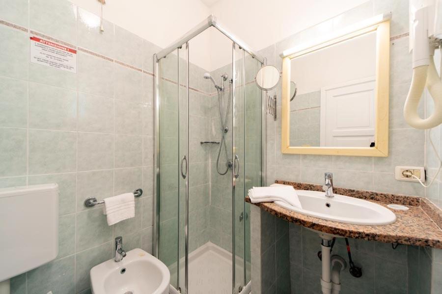 Residence Vacanza Mare Marina di Campo Eksteriør billede