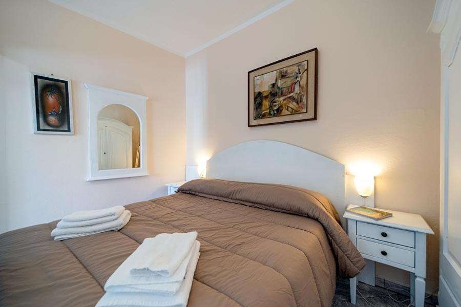 Residence Vacanza Mare Marina di Campo Eksteriør billede