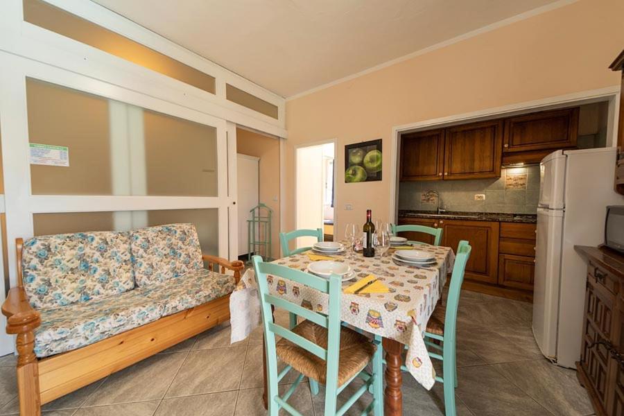 Residence Vacanza Mare Marina di Campo Eksteriør billede