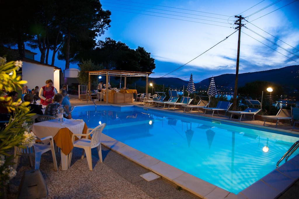 Residence Vacanza Mare Marina di Campo Eksteriør billede