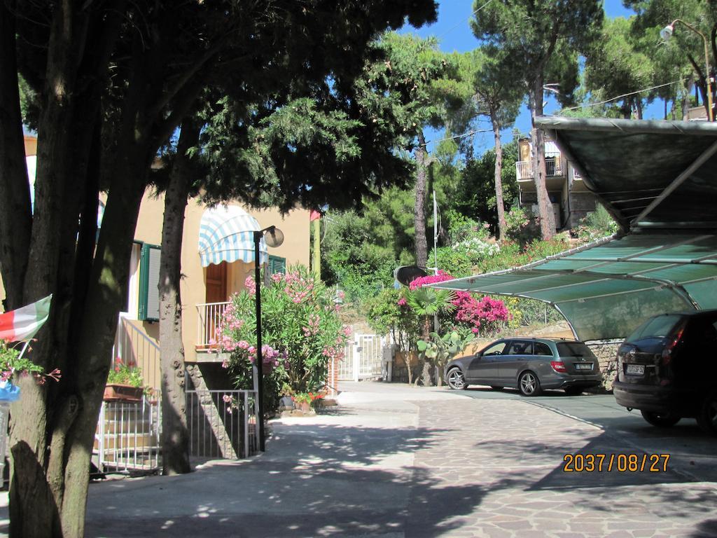 Residence Vacanza Mare Marina di Campo Eksteriør billede